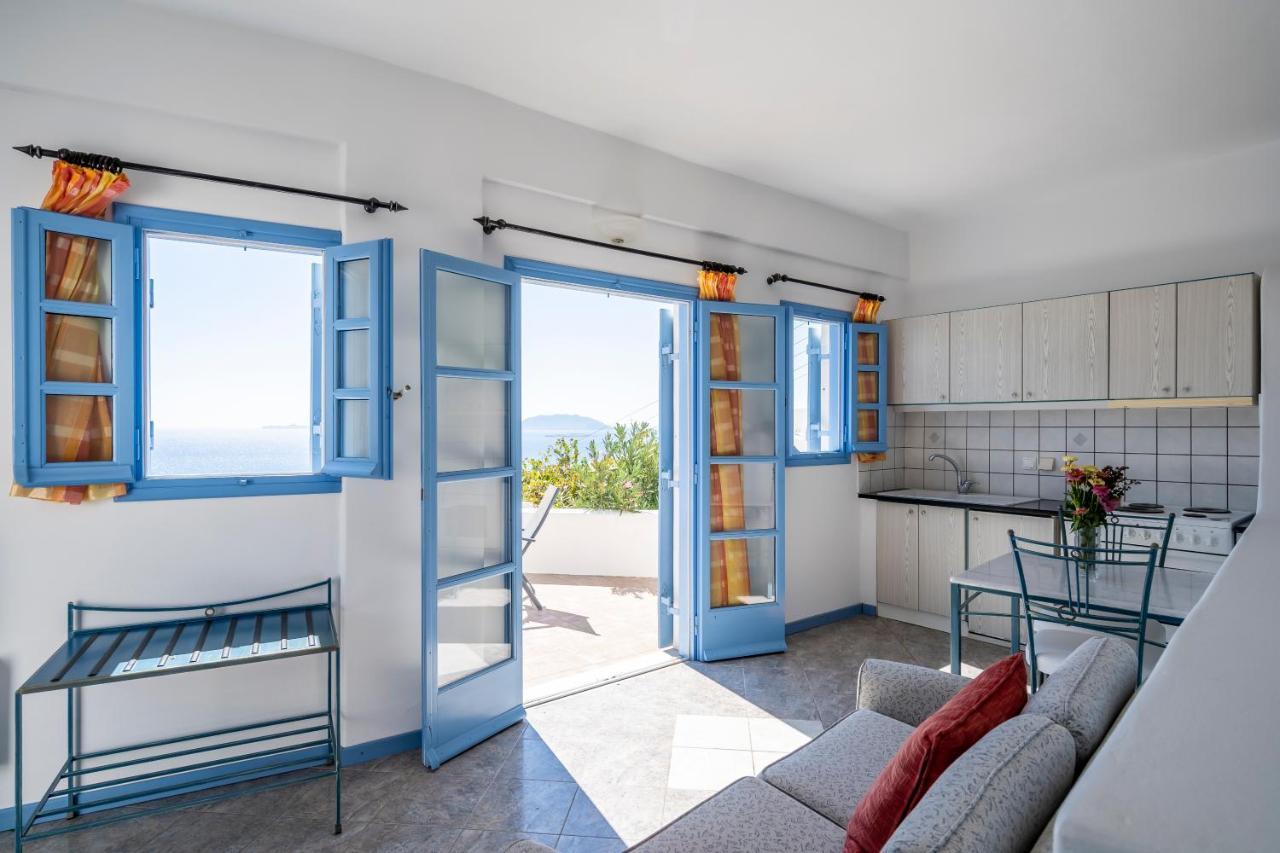 Apollon Village Hotel アナフィ エクステリア 写真